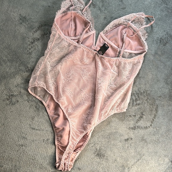 Victoria’s Secret pink lace teddy - Picture 4 of 5